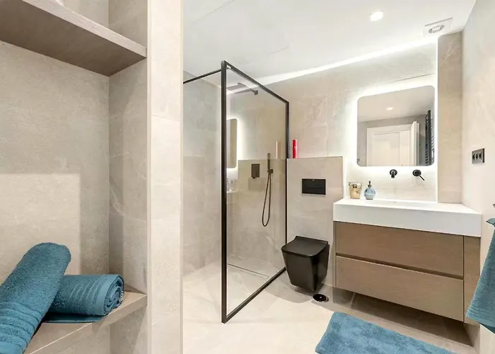 Casco Antiguo 아파트